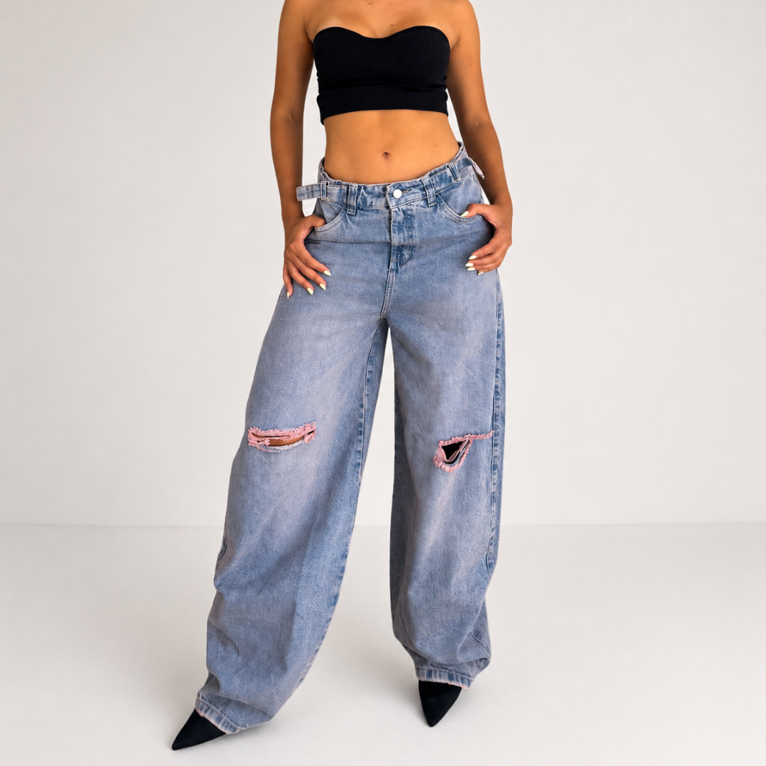 Baggy Rosa — Pink Distressed Wide-Leg Jean