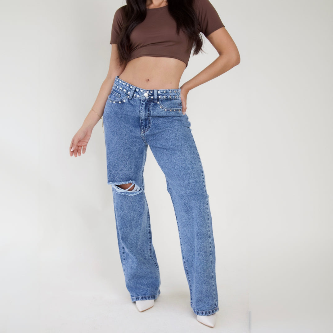 Linn — Straight-Leg Jean with Metallic Waistband Appliqué & Rip